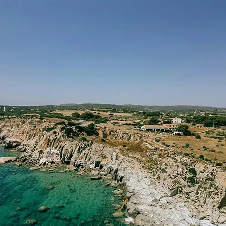 Apartamento Former Stable With Sea Access On San Pietro Island